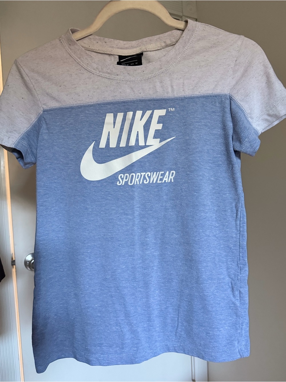 Nike Retro Graphic Tee- Women’s size XS